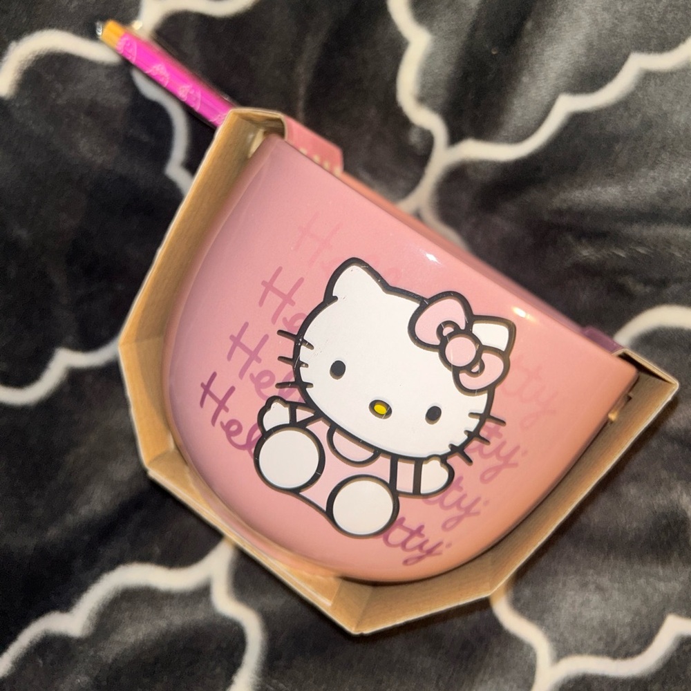 hello kitty mug